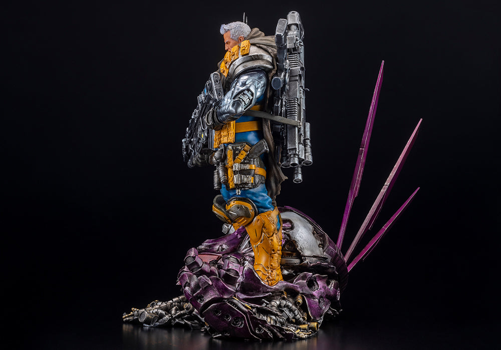 CABLE FINE ART STATUE SIGNATURE SERIES -Featuring the Kucharek Brothers- | MK363