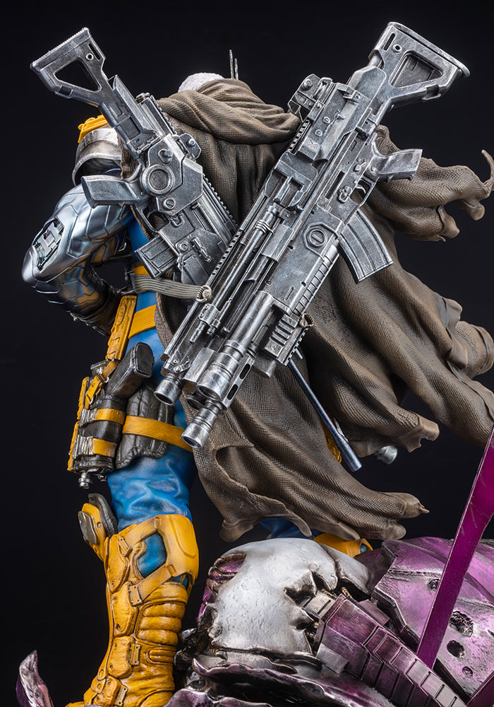 CABLE FINE ART STATUE SIGNATURE SERIES -Featuring the Kucharek Brothers- | MK363