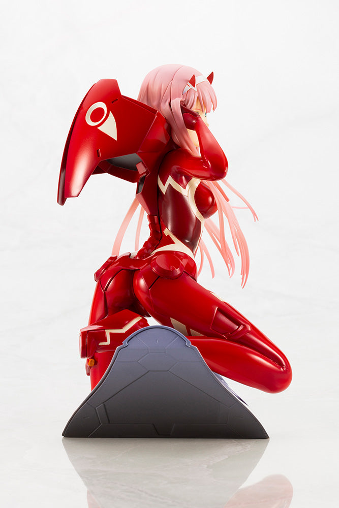 ZERO TWO 1/7 Figure | DARLING in the FRANXX