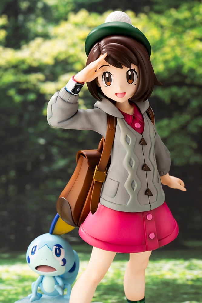 ARTFX J YUURI with MESSON STATUE