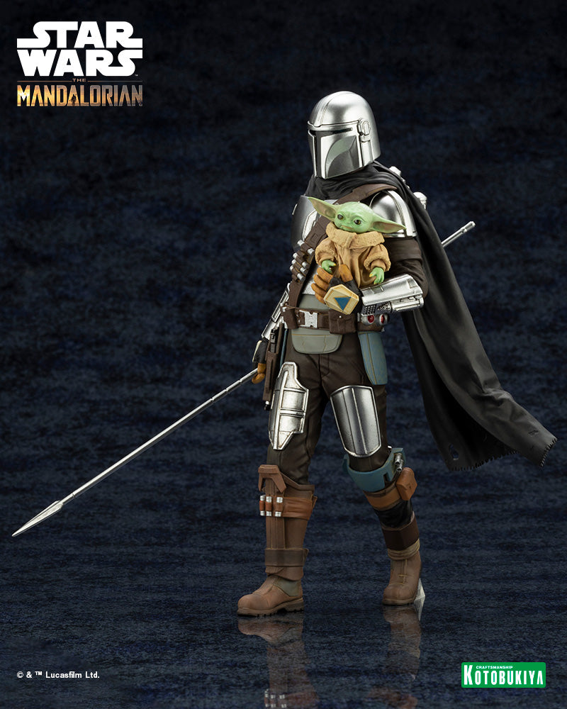 ARTFX+ MANDALORIAN™& GROGU™ with Beskar Staff