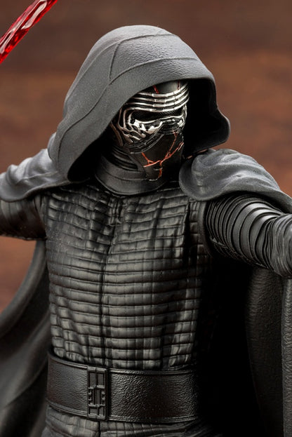 SW159 ARTFX+ KYLO REN