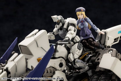 GOVERNOR QUEEN OF WHITE: VIRGINIA EARTHCLINE | HEXA GEAR