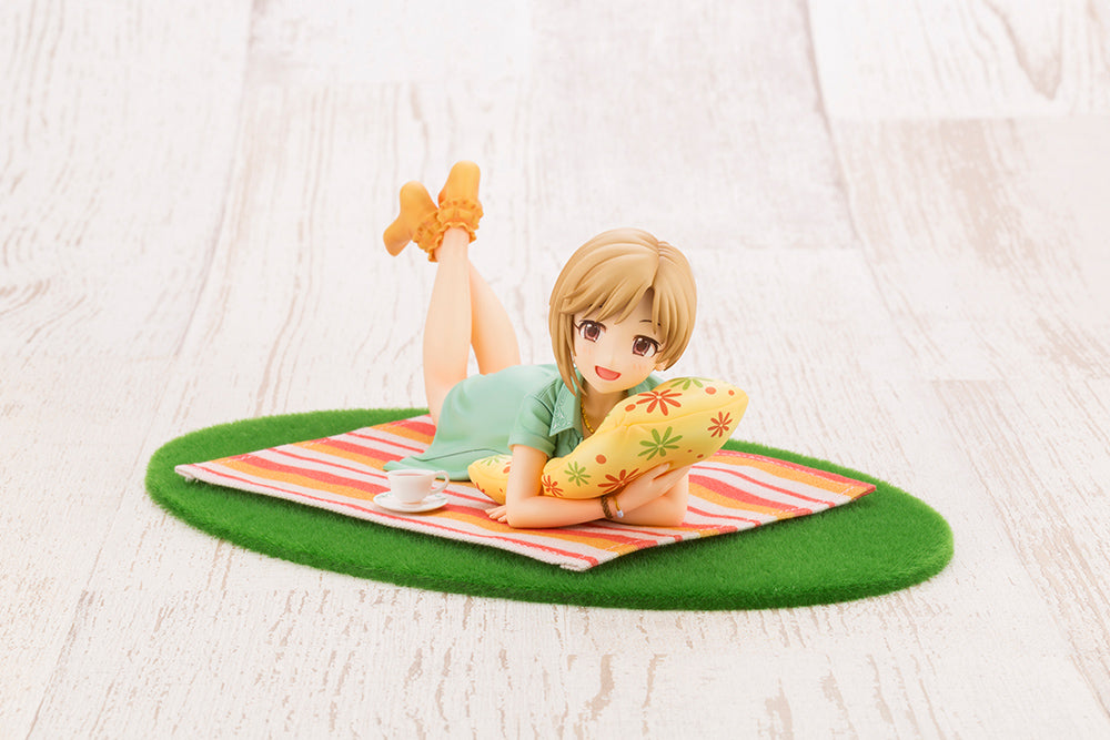 Yumi Aiba -off stage- 1/8 Figure PV024