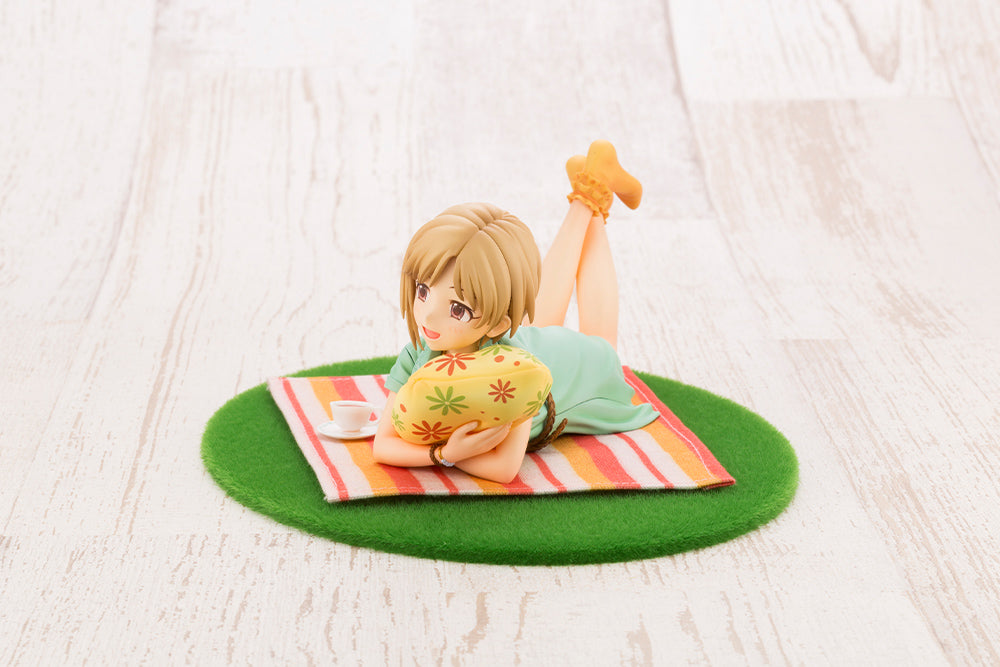 Yumi Aiba -off stage- 1/8 Figure PV024
