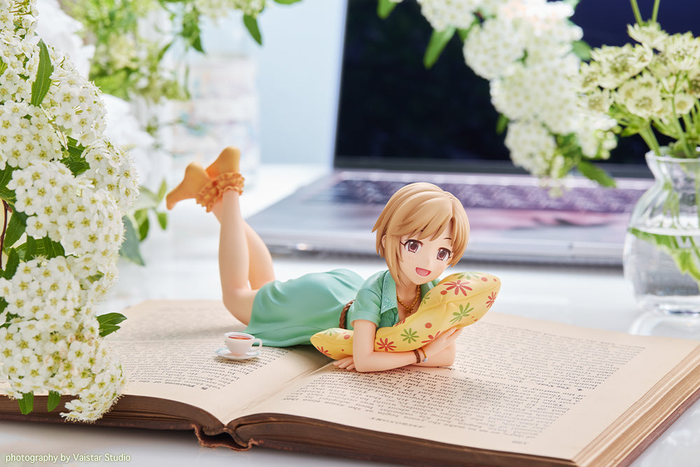 Yumi Aiba -off stage- 1/8 Figure PV024
