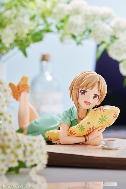 Yumi Aiba -off stage- 1/8 Figure PV024