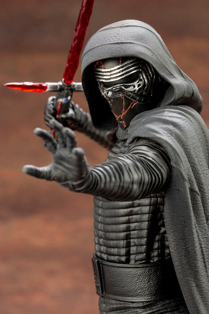 SW159 ARTFX+ KYLO REN